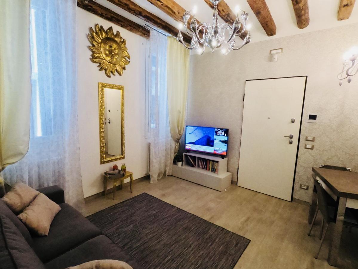 San Stae Charming Apartment Gran Canal Venedig Exteriör bild